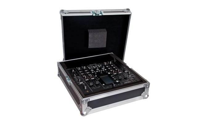 Prodjuser DM-17 flightcase voor DJM 2000
