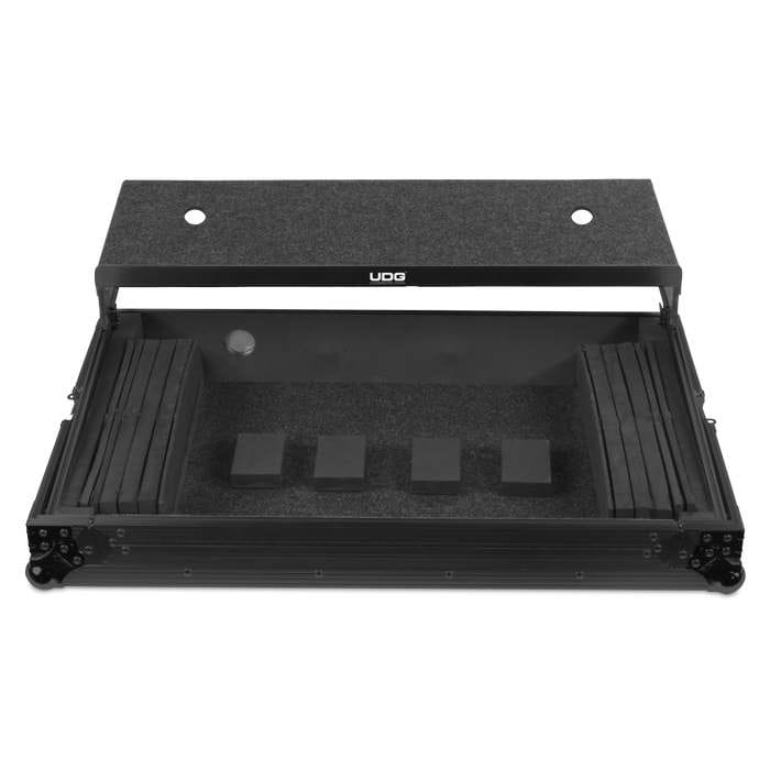 UDG Ultimate Flight Case Multi Format XXL Blk MK3 Plus Laptop Shelf