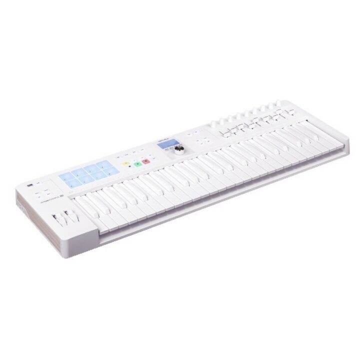 Arturia Keylab Essential MK3 61 Alpine White USB/MIDI keyboard
