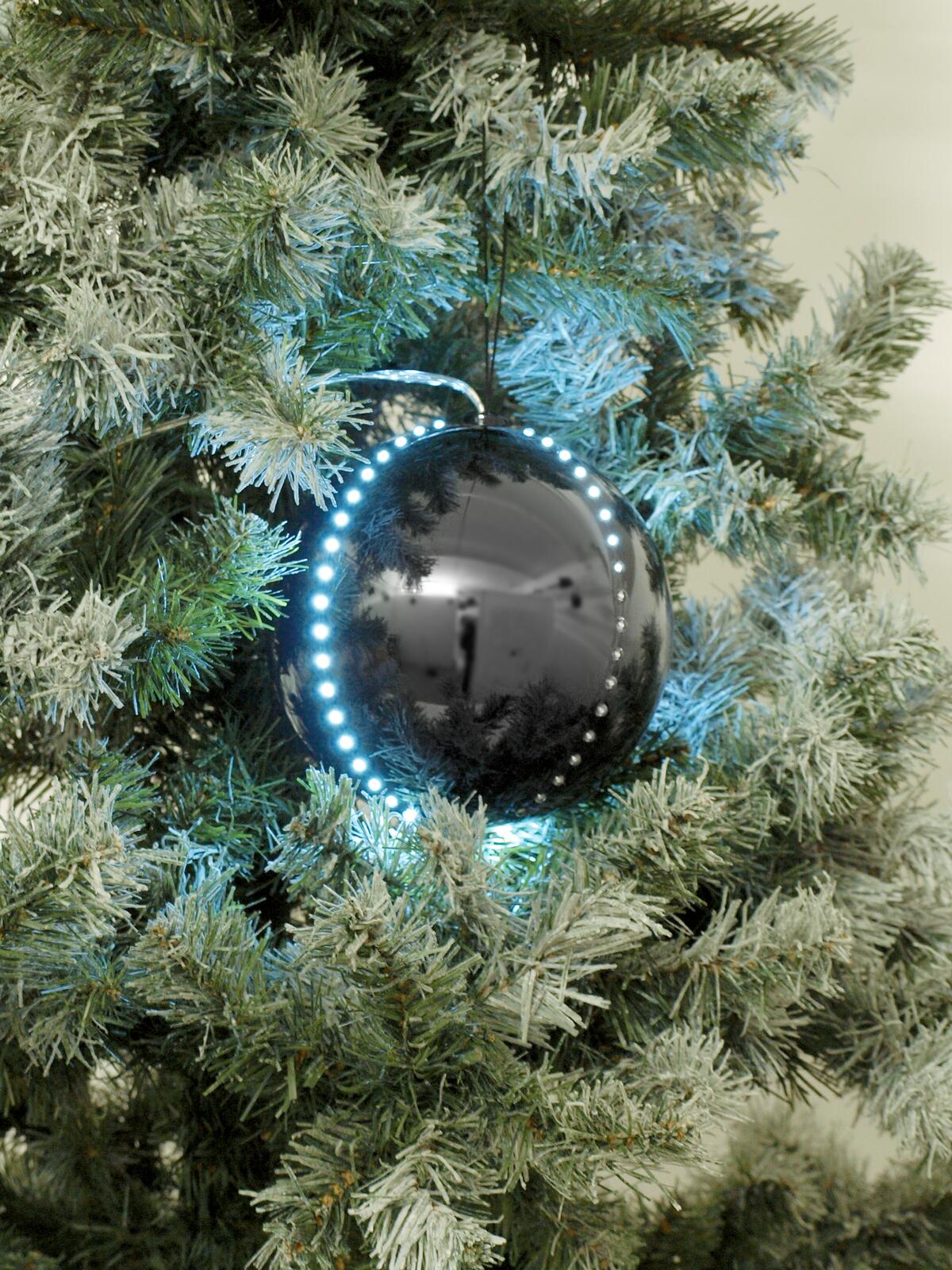 EUROPALMS LED Snowball 15cm black