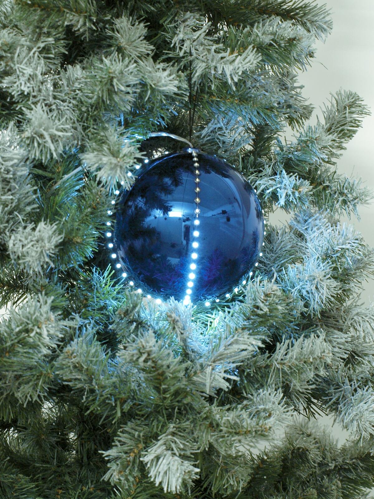 EUROPALMS LED Snowball 8cm dark blue 5x