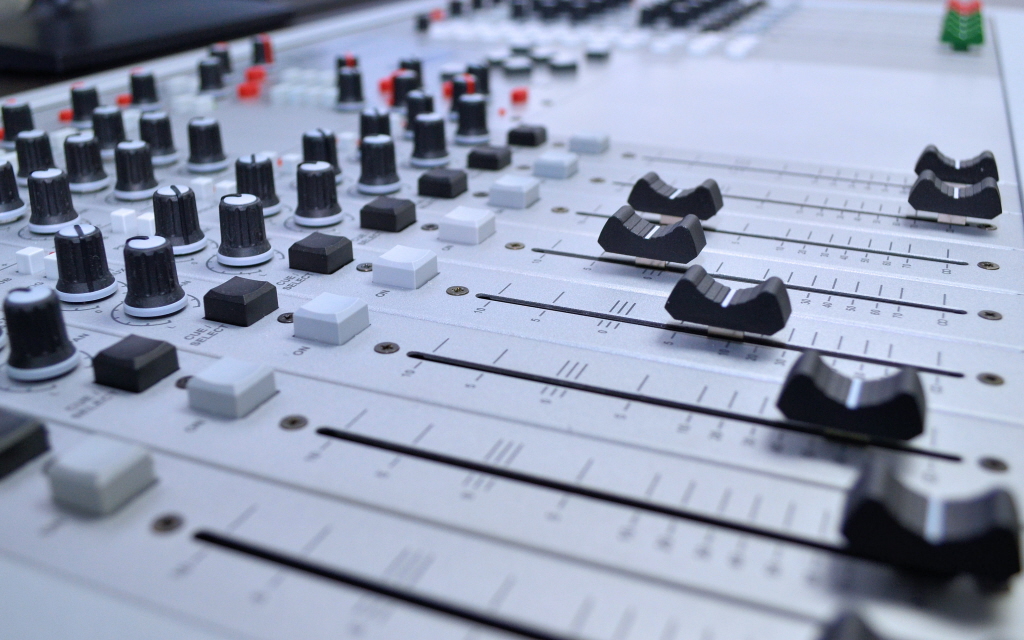 AIRLAB-DT Modular Broadcast console - Image 2